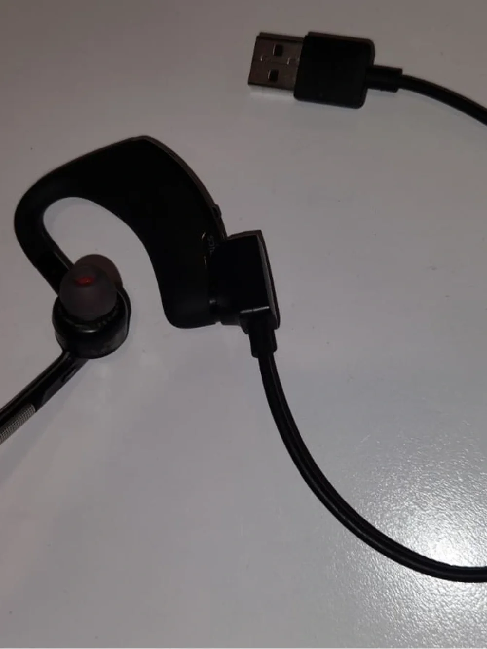 POL Black Mono Bluetooth Headset with Boom Mic